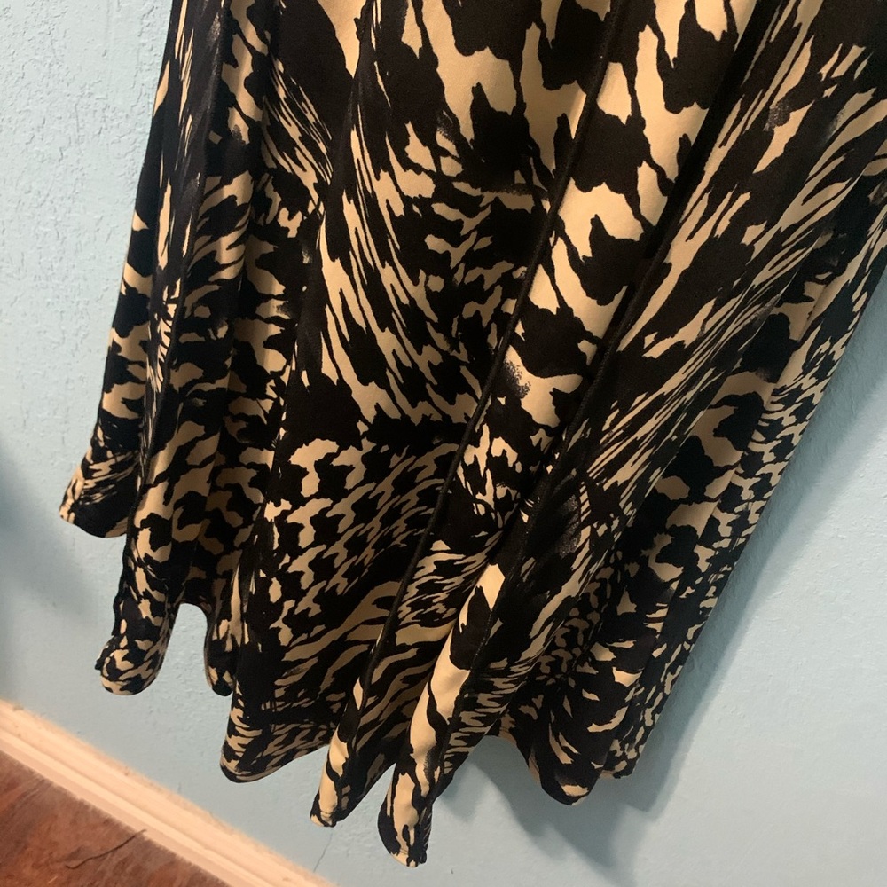 Perceptions Dress - Picture 4 of 11